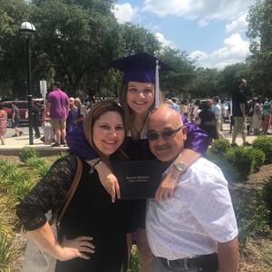 Meet your Posher, Noemi